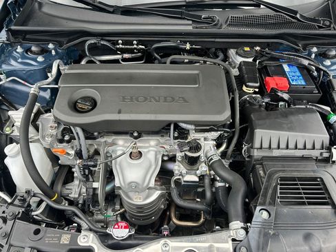 Used 2025 Honda Civic Sport image 31