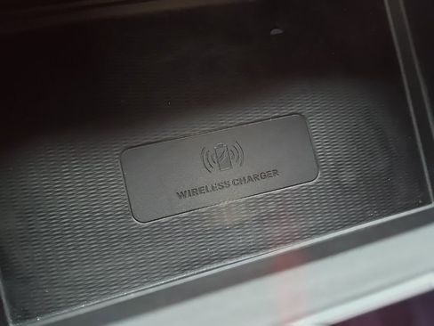 Used 2024 Jeep Grand Cherokee Altitude image 61