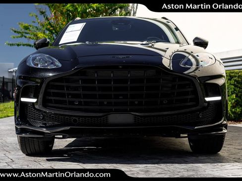 Used 2025 Aston Martin DBX 707 image 32