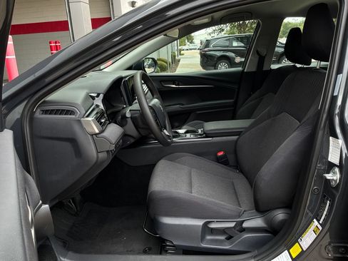 Used 2026 Toyota Camry LE FWD image 10