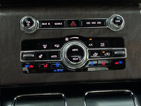 Used 2022 Lincoln Aviator Grand Touring w/ Equipment Group 301A AWD/4WD image 21