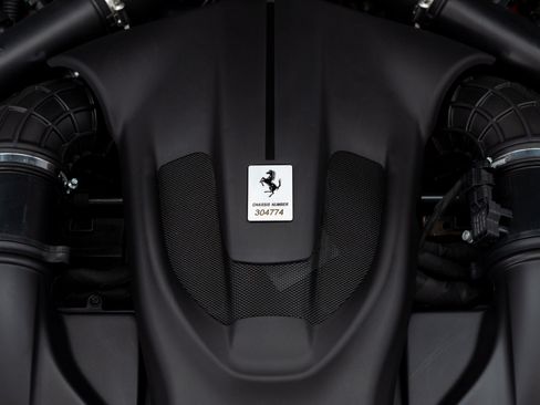 Certified 2024 Ferrari Roma Spider RWD image 99
