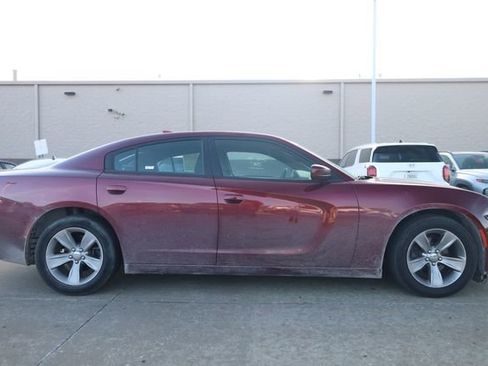 Used 2018 Dodge Charger SXT Plus image 4