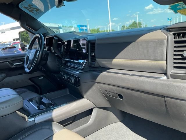 Used 2024 Chevrolet Silverado 2500 ZR2 w/ Technology Package AWD/4WD image 21