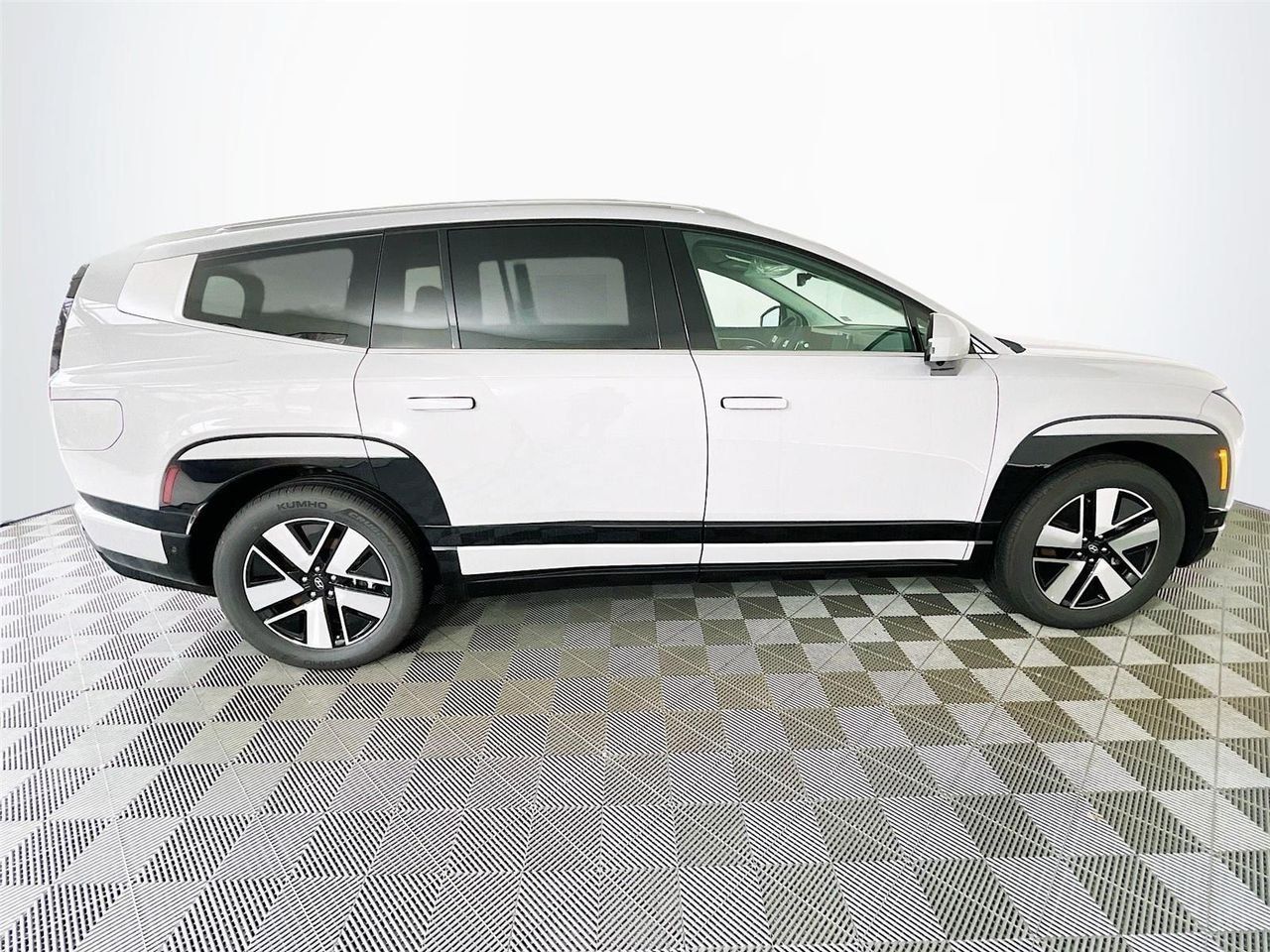 New 2026 Hyundai Ioniq 9 SEL AWD/4WD image 9