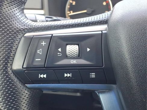 Used 2023 Mitsubishi Outlander SE FWD image 22