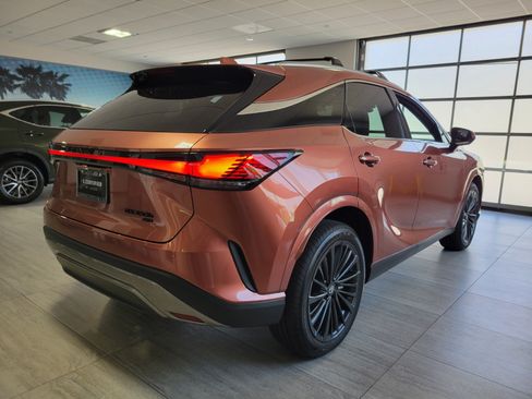 Certified 2026 Lexus RX 350h w/ Convenience Package AWD/4WD image 5