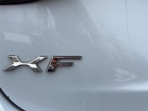 Used 2020 Jaguar XF Checkered Flag image 32