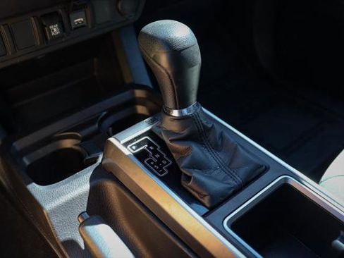 Certified 2021 Toyota Tacoma SR5 image 19