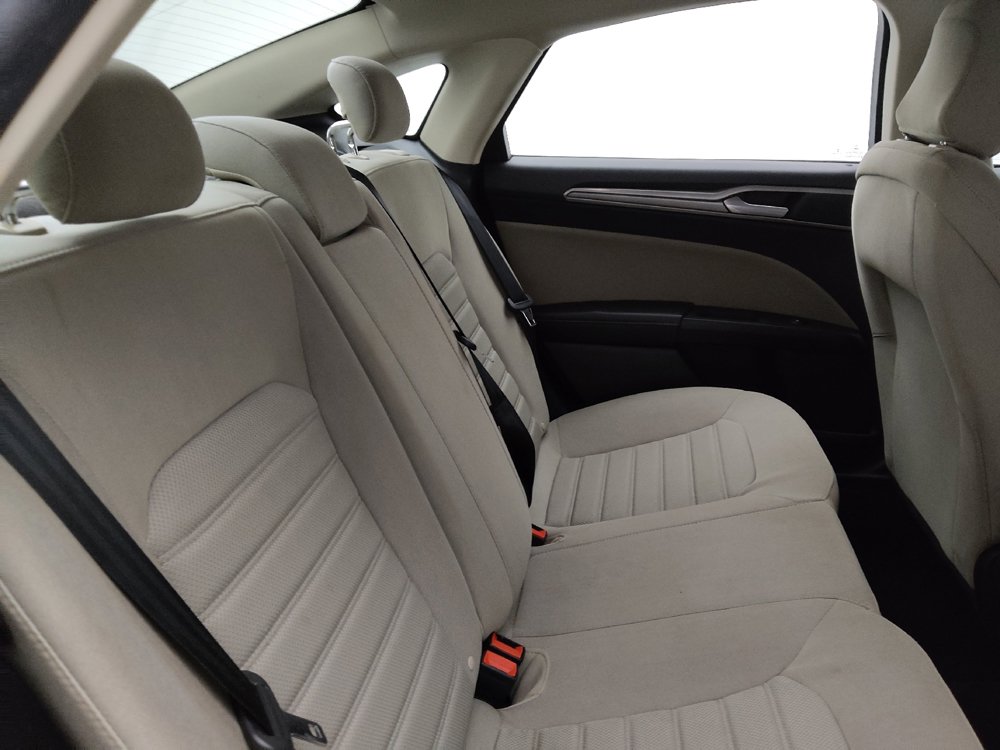 Used 2020 Ford Fusion S FWD image 19