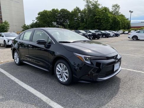 New 2026 Toyota Corolla XLE FWD image 1