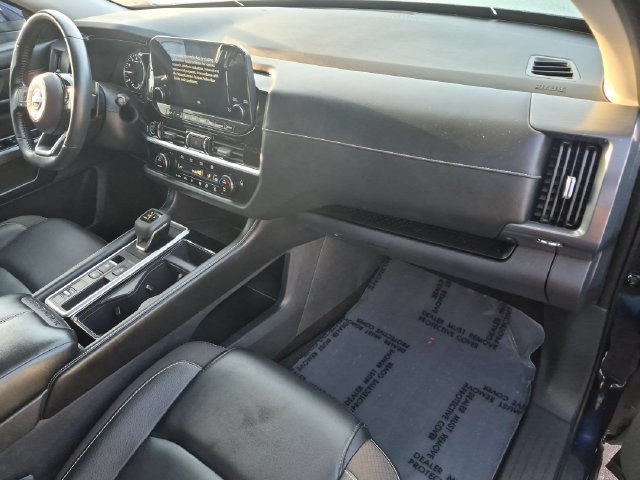 Used 2023 Nissan Pathfinder SL FWD image 37