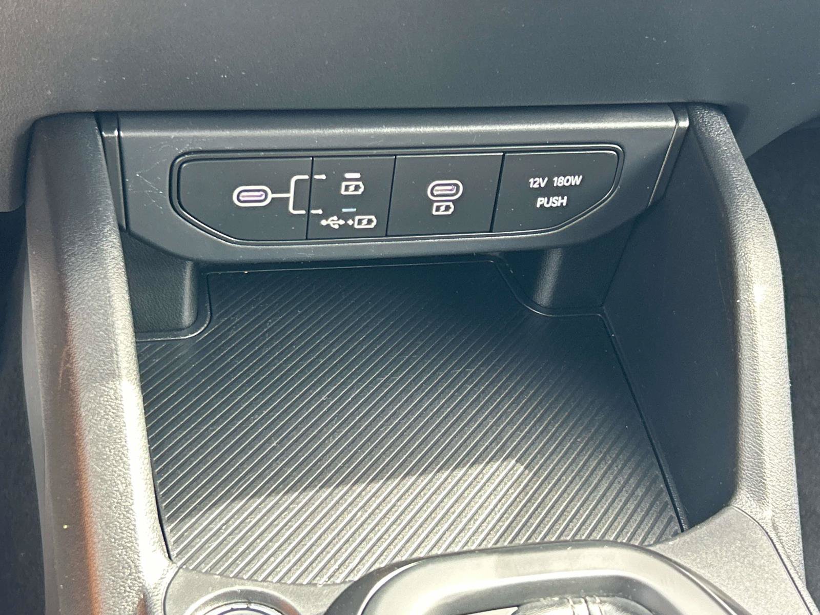 Used 2025 Kia K4 FWD image 35