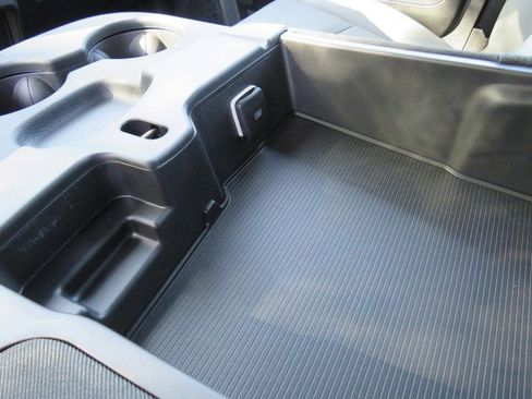 New 2022 RAM 3500 Tradesman image 44