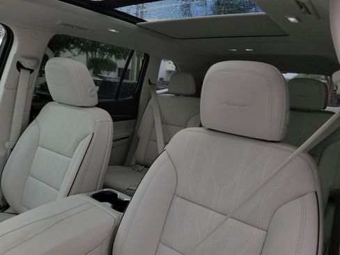 New 2026 Buick Enclave Avenir w/ Super Cruise Package image 22