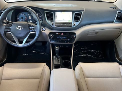 Used 2018 Hyundai Tucson Limited w/ Ultimate Package 02 AWD/4WD image 3