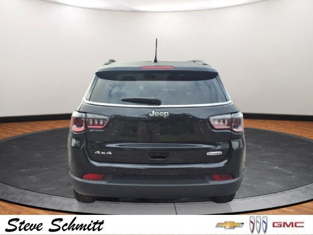 Used 2022 Jeep Compass Latitude AWD/4WD image 22