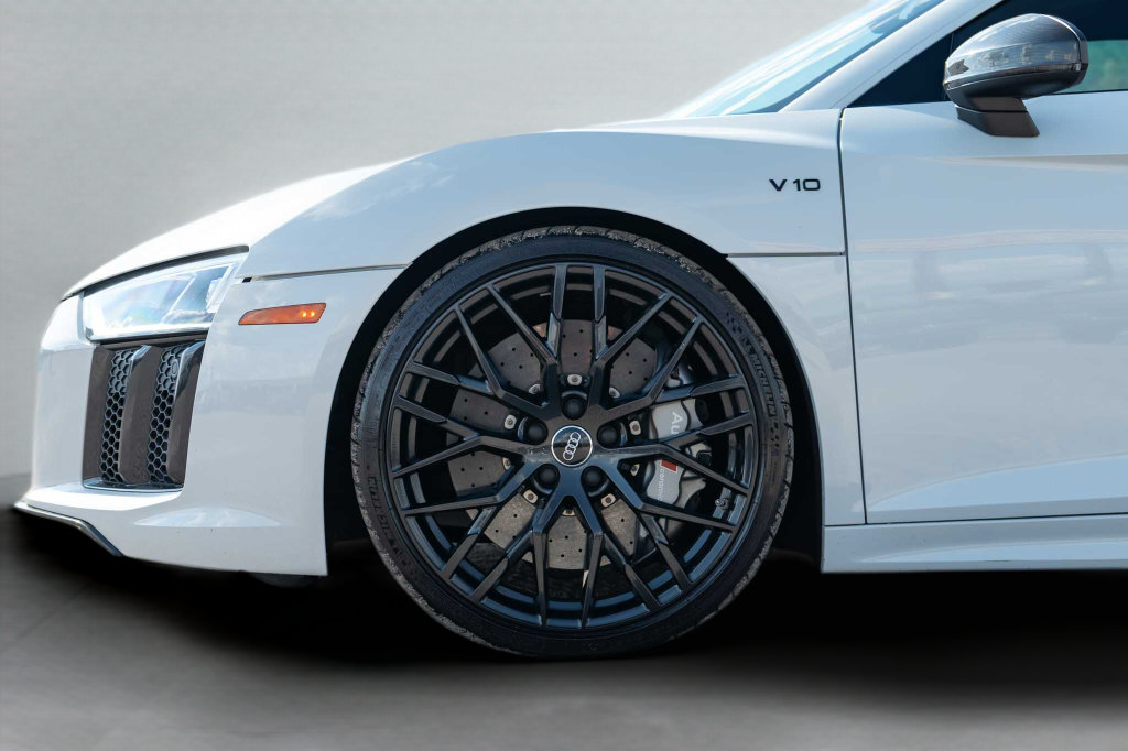 Used 2018 Audi R8 V10 plus AWD/4WD image 19