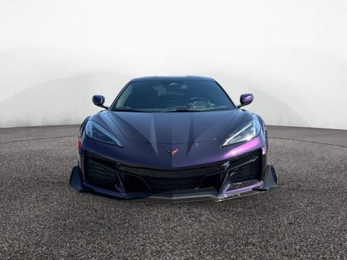 Used 2025 Chevrolet Corvette Z06 w/ Z07 Performance Package RWD image 7