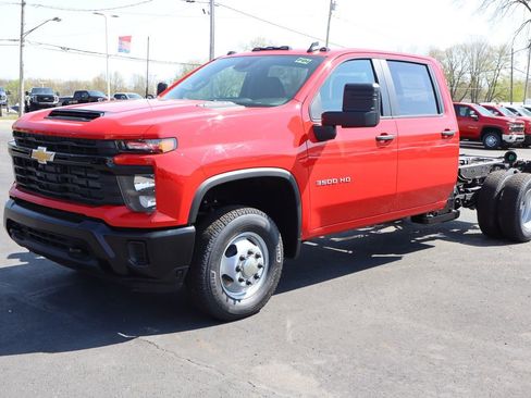 New 2026 Chevrolet Silverado 3500 W/T w/ Snow Plow Prep Package AWD/4WD image 19