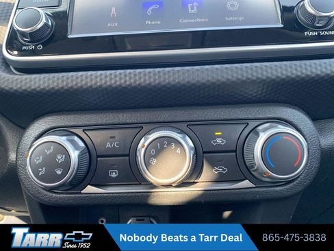 Used 2022 Nissan Kicks S FWD image 16