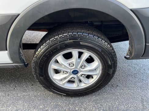 Used 2021 Ford Transit 350 XLT image 44