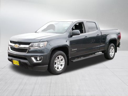 Used 2018 Chevrolet Colorado LT w/ LT Convenience Package AWD/4WD image 3