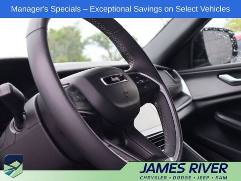 Used 2024 Jeep Grand Cherokee L Laredo AWD/4WD image 26