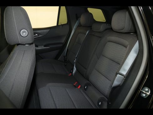New 2026 Chevrolet Equinox LT FWD image 22