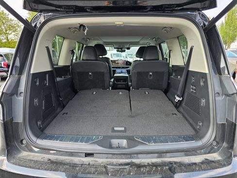 Used 2025 INFINITI QX80 Sensory AWD/4WD image 11