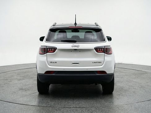 Used 2025 Jeep Compass Limited AWD/4WD image 7