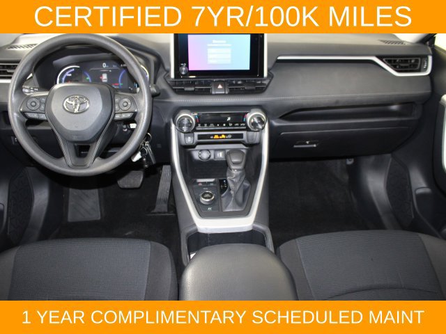Used 2024 Toyota RAV4 LE AWD/4WD image 13