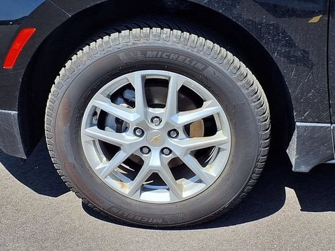 Certified 2024 Chevrolet Equinox LT w/ LPO, Floor Liner Package AWD/4WD image 24