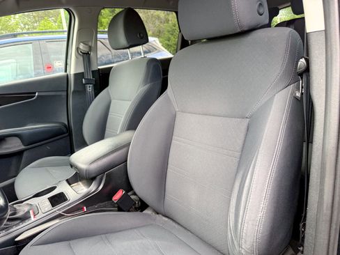 Used 2019 Kia Sorento AWD w/ LX Convenience Package image 10