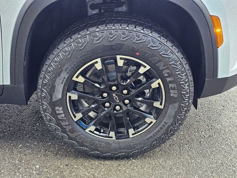 New 2026 Chevrolet Traverse Z71 AWD/4WD image 9