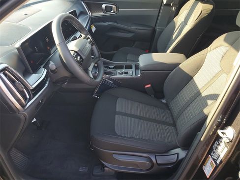 New 2026 Kia Sorento LX image 5