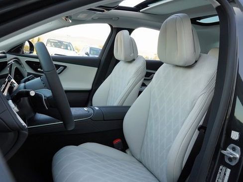 New 2026 Mercedes-Benz E 450 4MATIC Sedan image 23