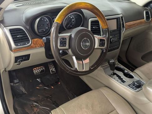 Used 2011 Jeep Grand Cherokee Overland image 11