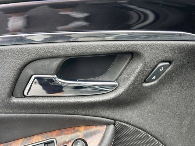 Used 2015 Chevrolet Impala LT w/ Convenience Package FWD image 25