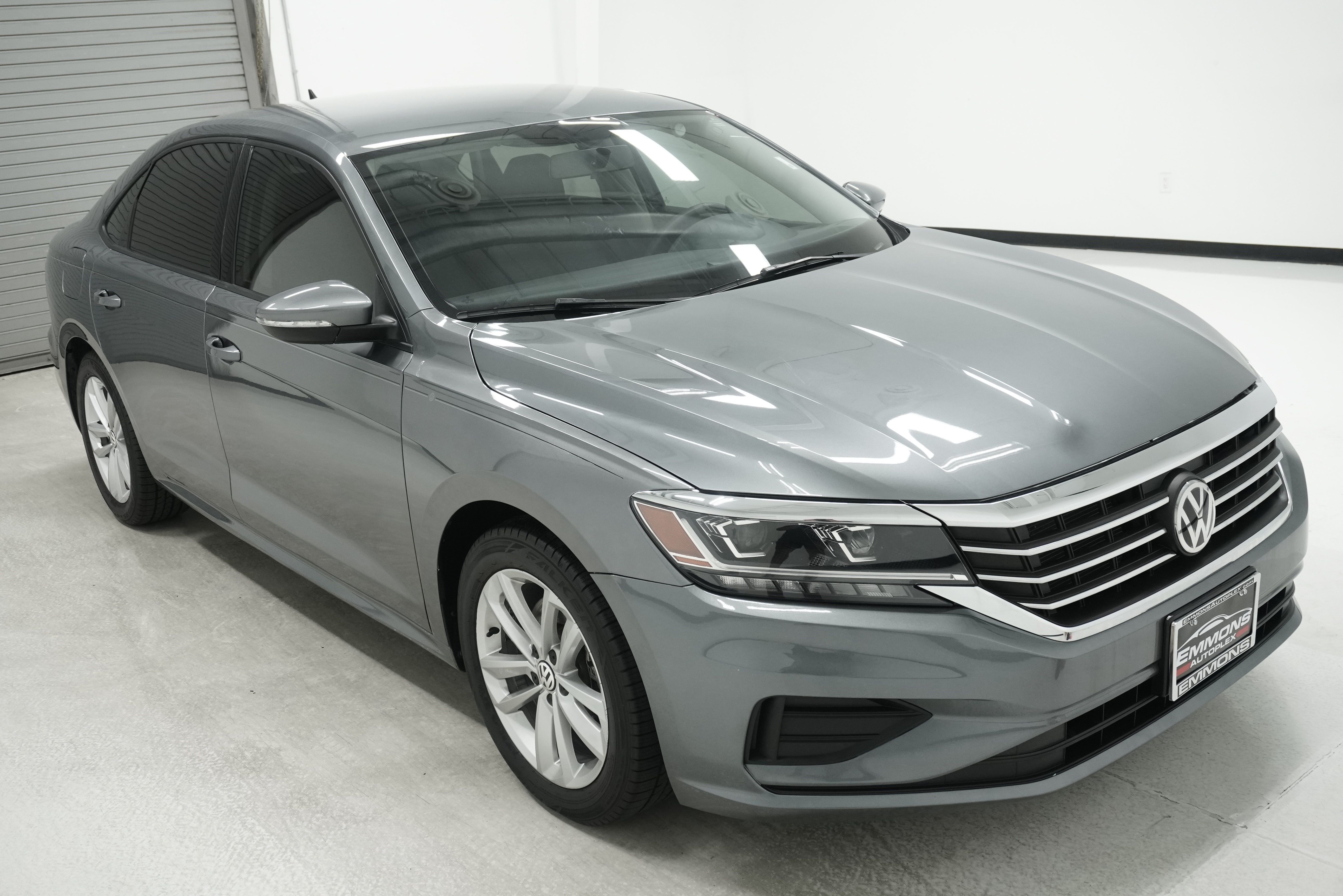 Used 2020 Volkswagen Passat 2.0T S FWD image 3