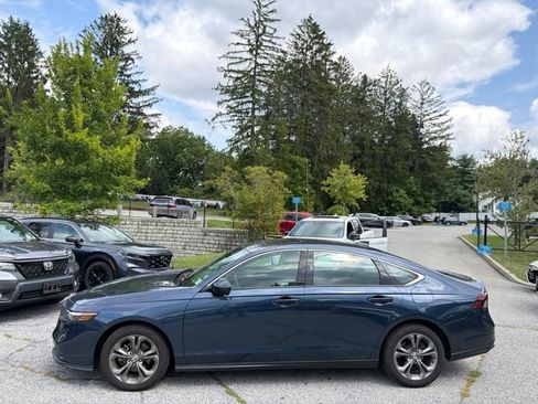 Used 2024 Honda Accord EX image 3