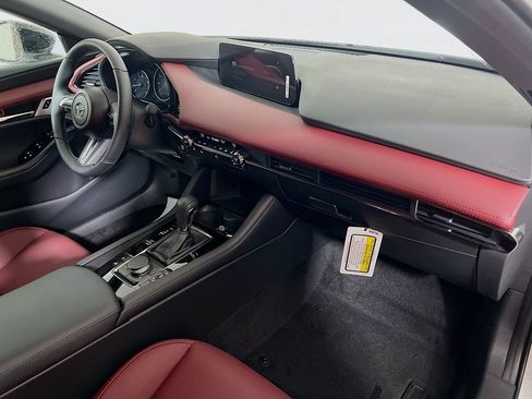 New 2026 MAZDA MAZDA3 Hatchback w/Premium Plus Pkg image 23