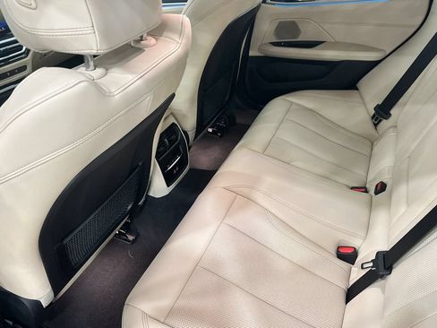 Used 2023 BMW i4 eDrive35 w/ Premium Package RWD image 13