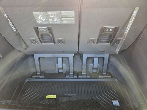 New 2026 Kia Carnival image 22