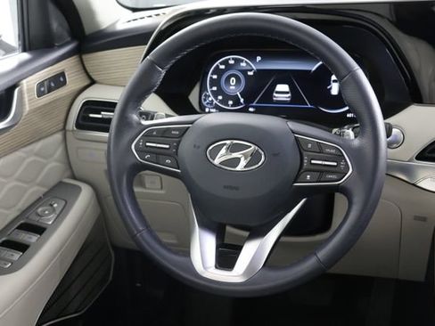 Used 2022 Hyundai Palisade Calligraphy image 10