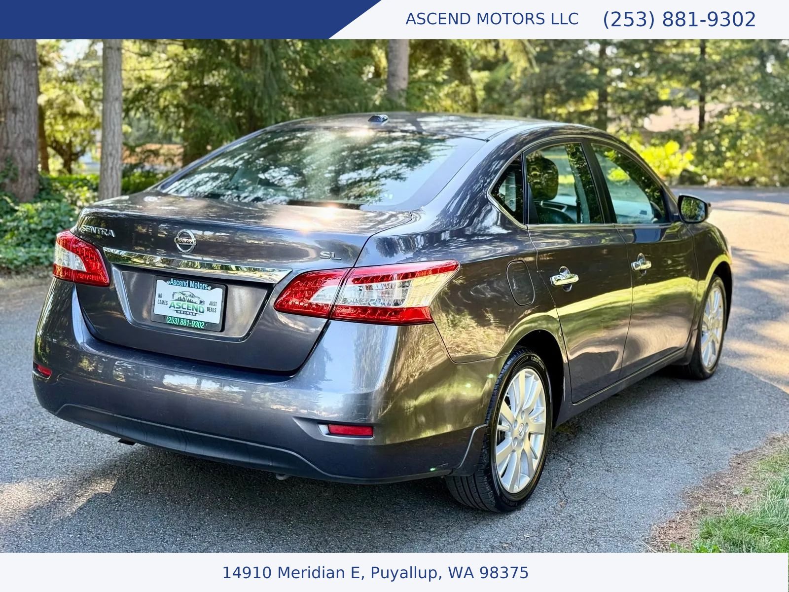 Used 2015 Nissan Sentra SL w/ Navigation Package FWD image 5