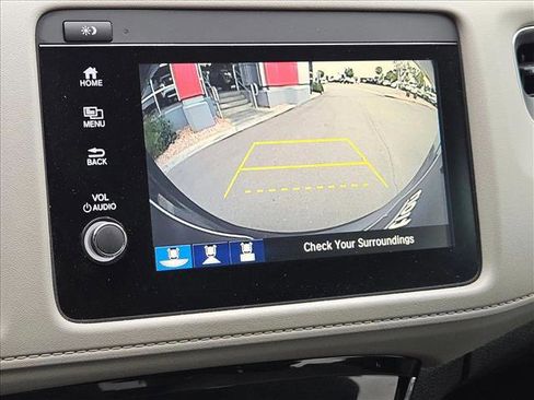 Used 2019 Honda HR-V EX-L image 14