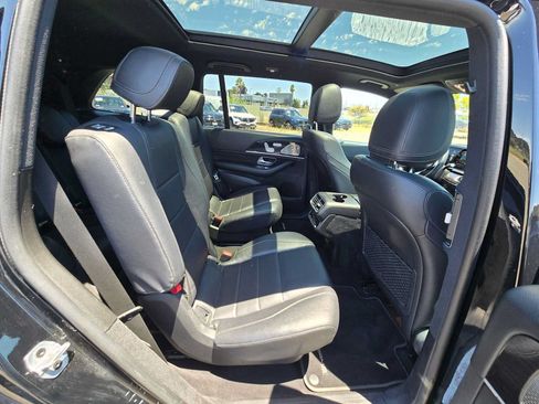 Used 2022 Mercedes-Benz GLS 450 4MATIC image 12