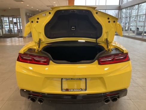 Used 2017 Chevrolet Camaro SS RWD image 24