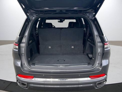 Certified 2024 Jeep Grand Cherokee L Overland w/ Luxury Tech Group IV image 28